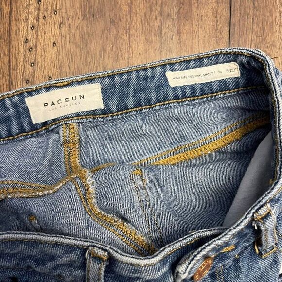 PacSun High Rise Festival Shorts - Picture 5 of 9